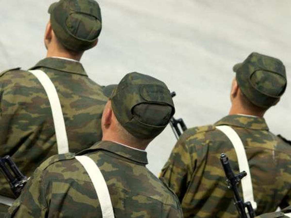 Некоторые российские солдаты нашли способ избегать отправки в Украину