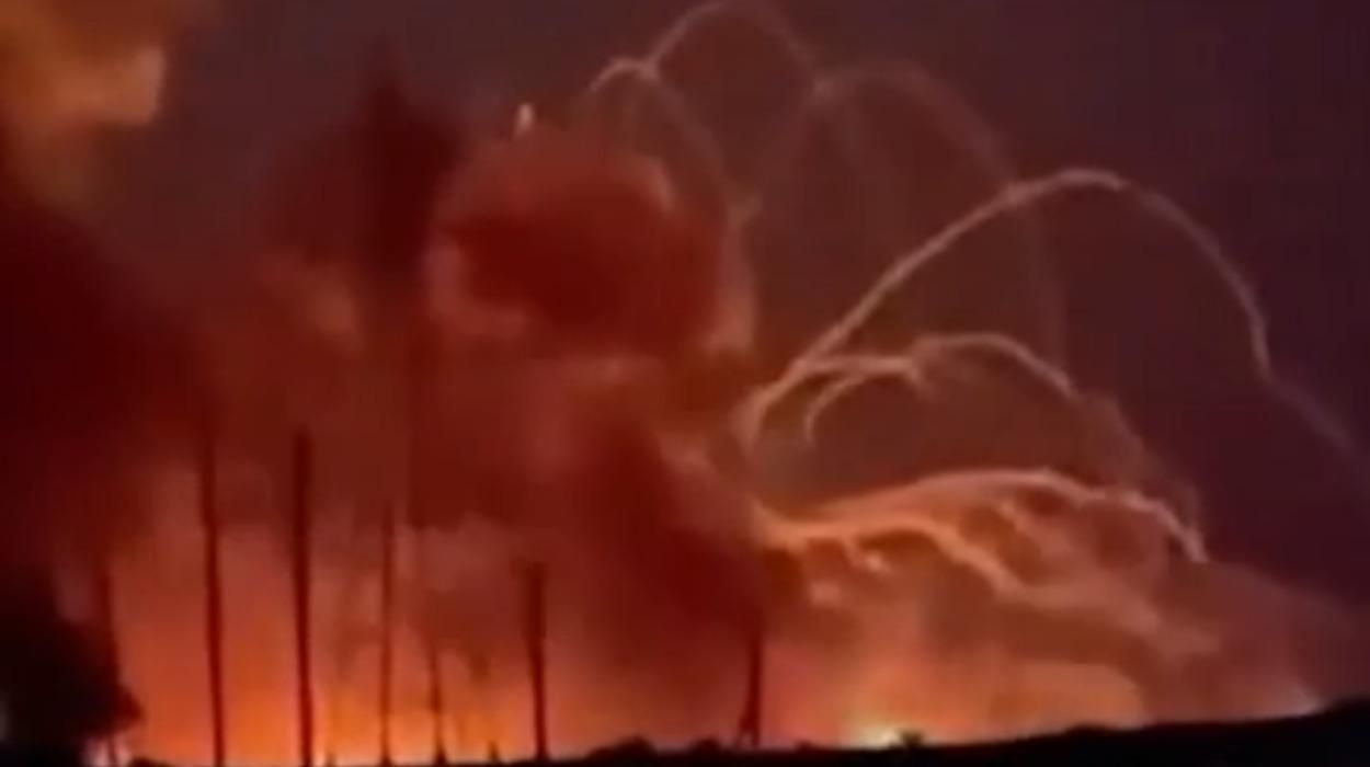 Вибухи в Росії - під Бєлгородом на складі 18 серпня детонують боєприпаси - потужні відео - 24 Канал