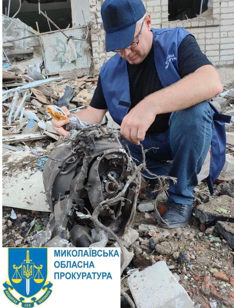 Уламок ракети у Вознесенську Уламок ракети у Вознесенську