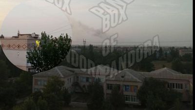У мережі повідомляють про 15 вибухів у Новій Каховці – можуть бути удари по окупантах