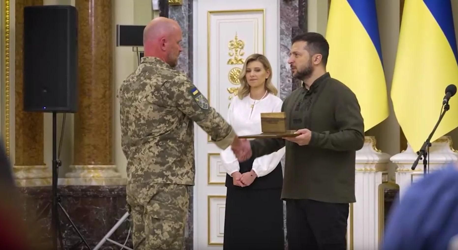 Зеленський нагородив героїв відзнакою Національна легенда України – хто її отримав  - 24 Канал