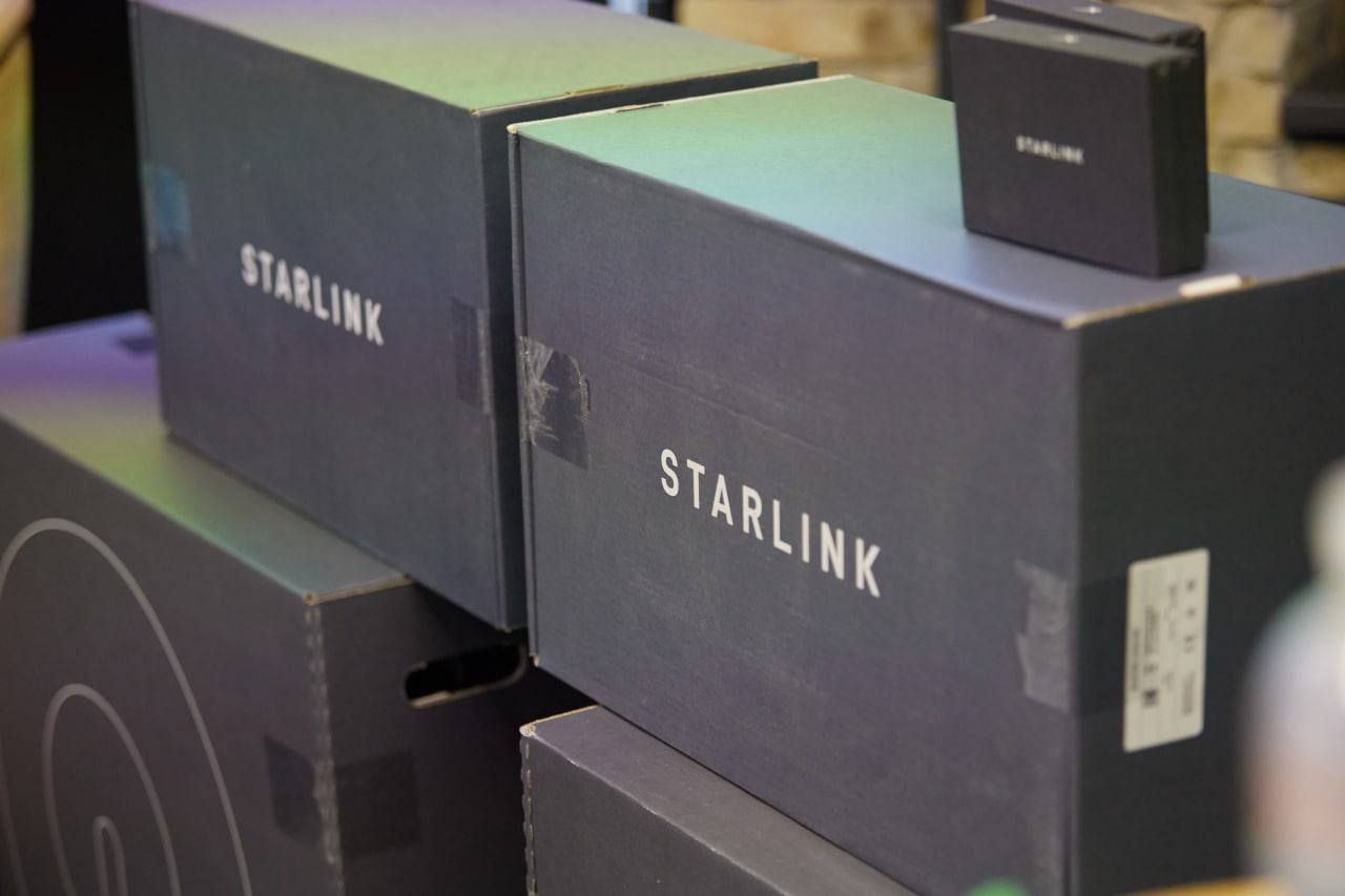 Партия систем Starlink