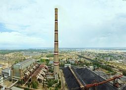 В результате обстрела в районе Запорожской ТЭС погиб водитель авто, еще один человек в реанимации