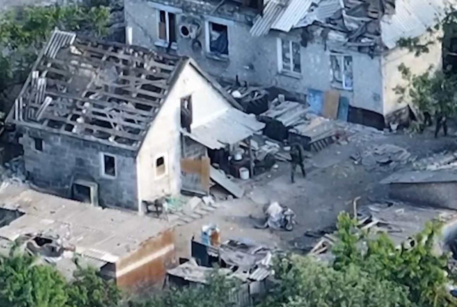 Незваные "туристы" любят концерты кобзона Незваные "туристы" любят концерты кобзона