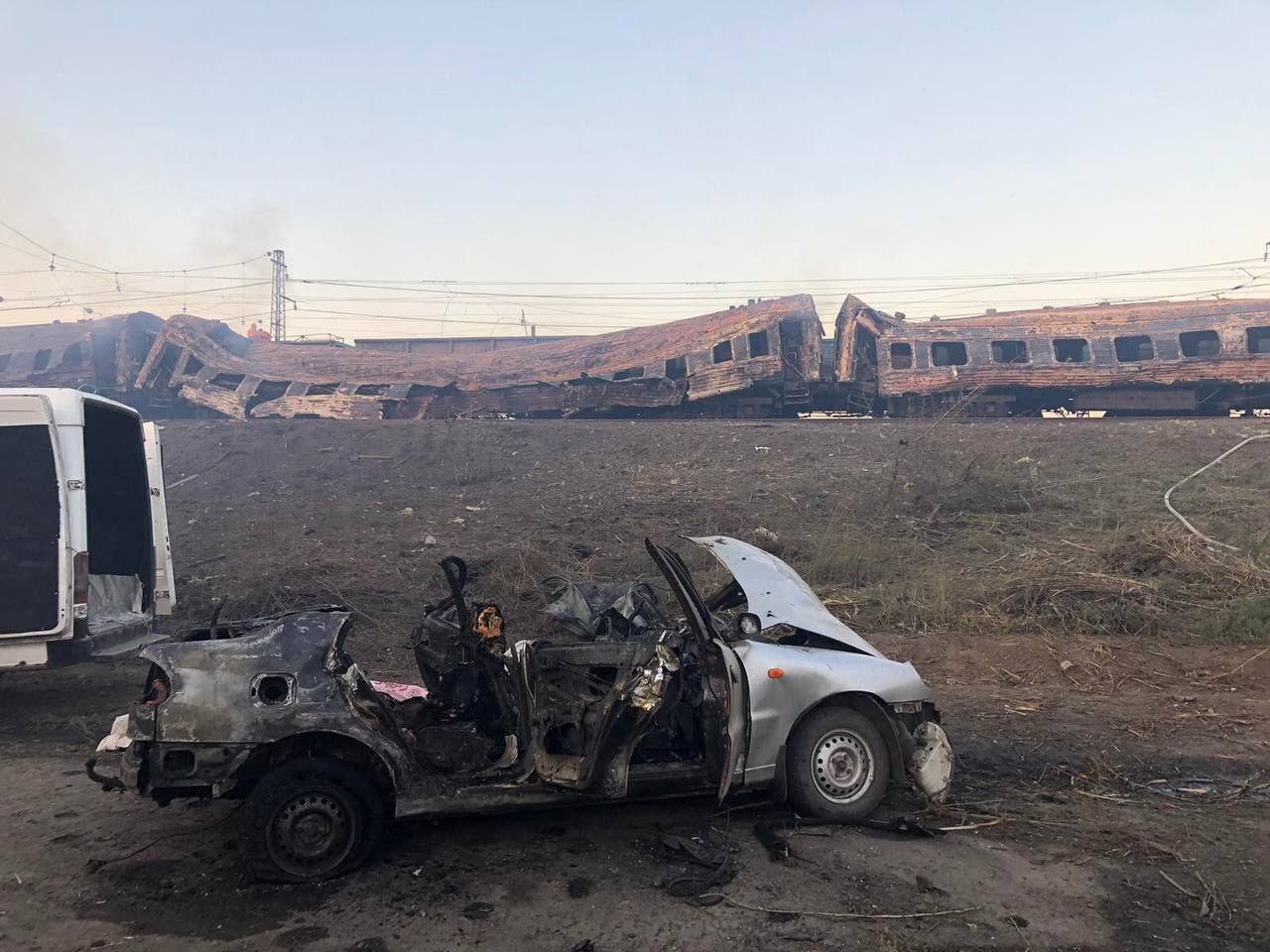 Смертельный удар россии по вагонам на станции Чаплино: в сети опубликовали первые фото - 24 Канал