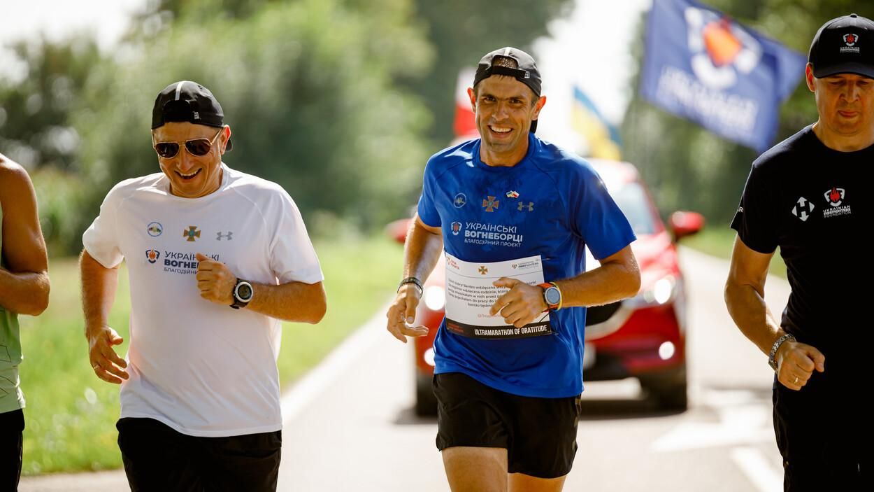 2 миллиона для ГСЧС на разминирование - спасатель пробежал 850 километров за 14 дней - 24 Канал 2 миллиона для ГСЧС на разминирование - спасатель пробежал 850 километров за 14 дней - 24 Канал