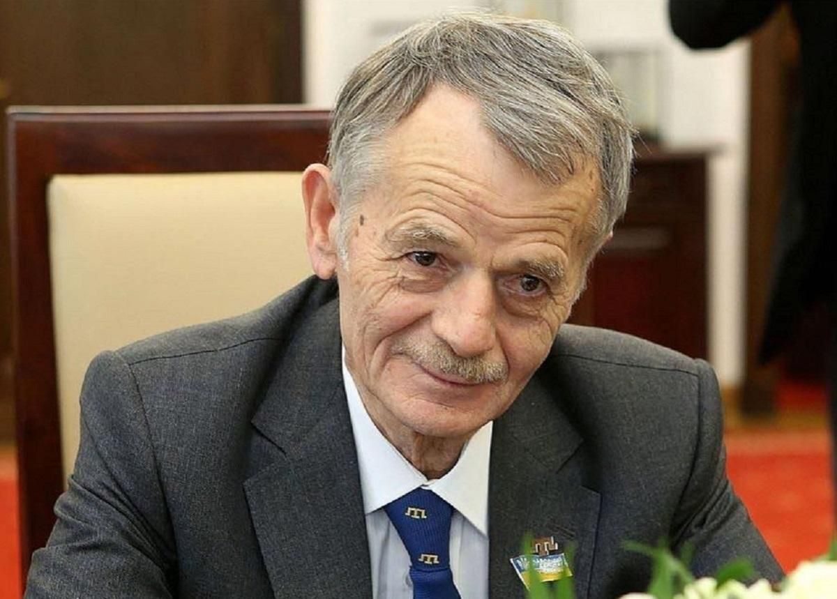 З Криму окупанти вивозять свої родини З Криму окупанти вивозять свої родини