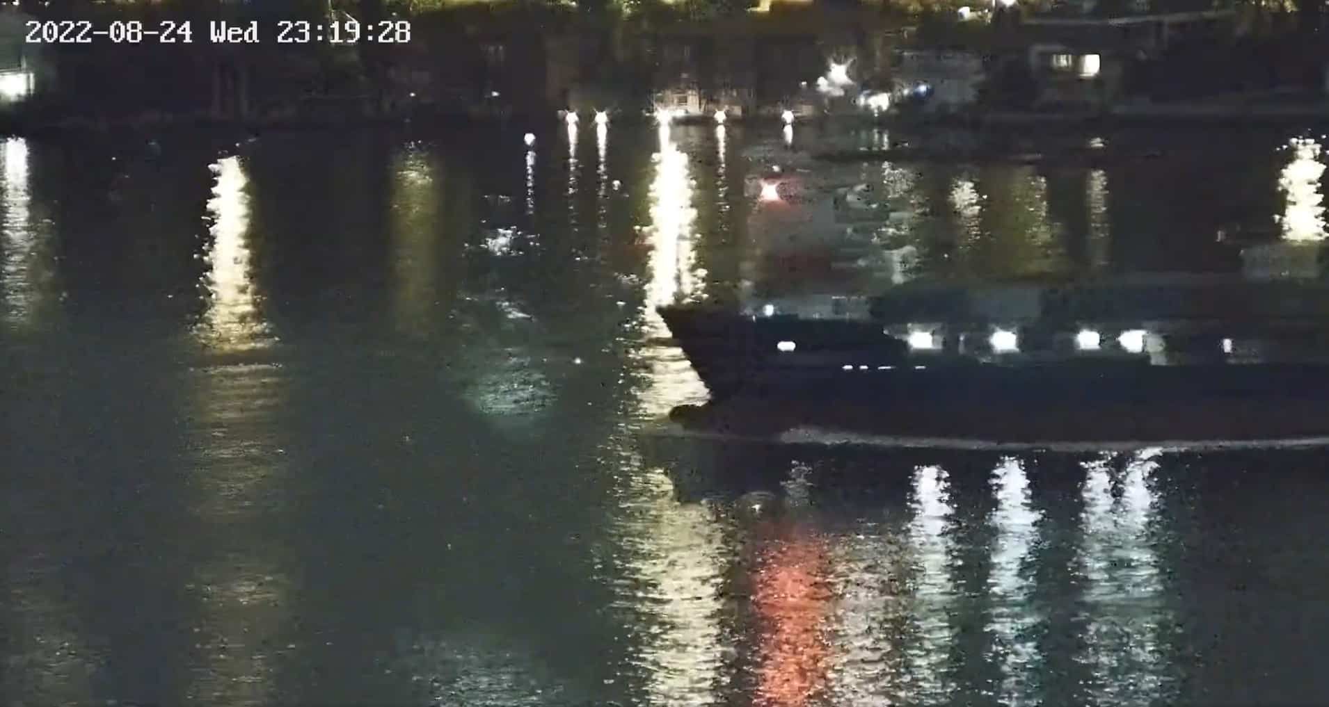 Турция пропустила российский корабль из С-300 Турция пропустила российский корабль из С-300