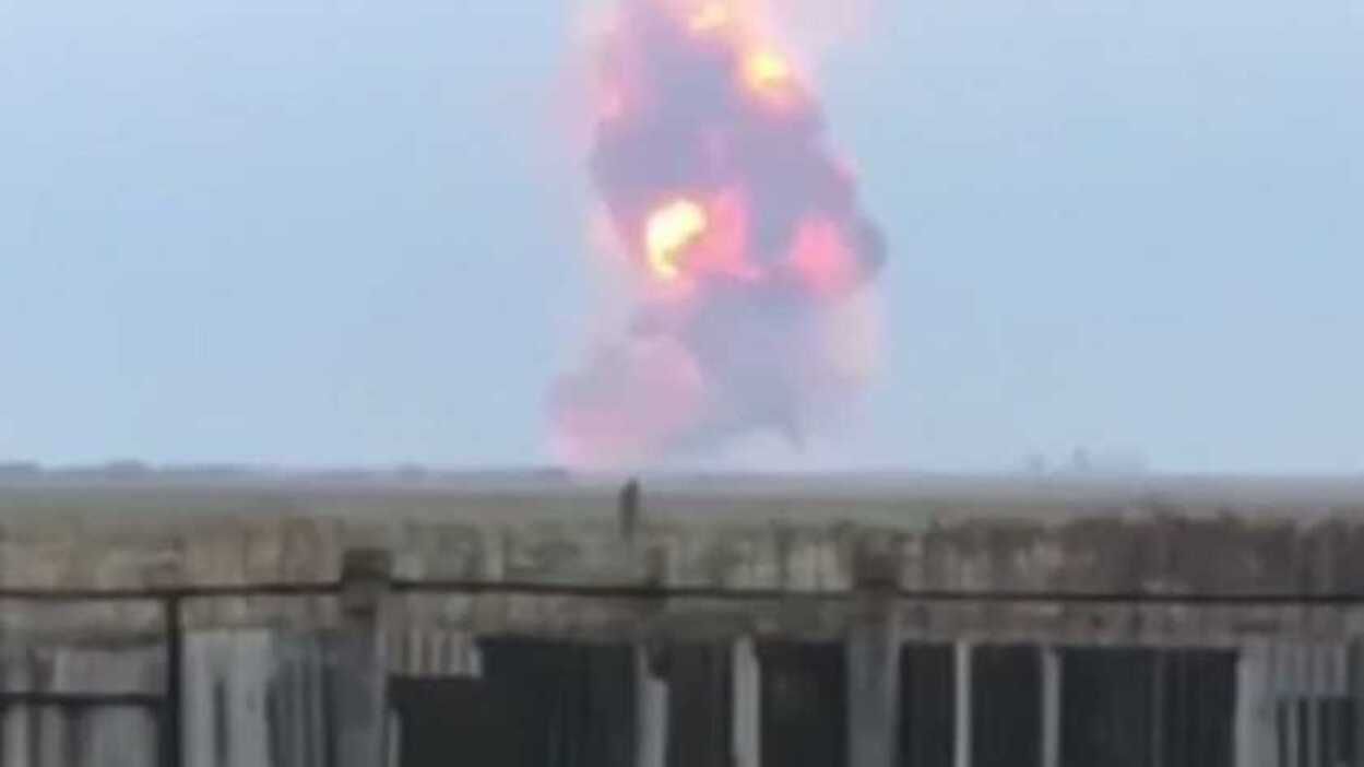 Взрывы в Крыму 28 августа - возле Фиолента загорелась территория заброшенной воинской части - 24 Канал