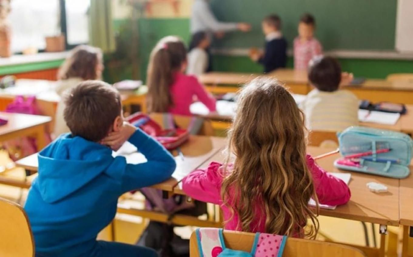 школи росії - чому у росії не хочуть брати дітей мігрантів