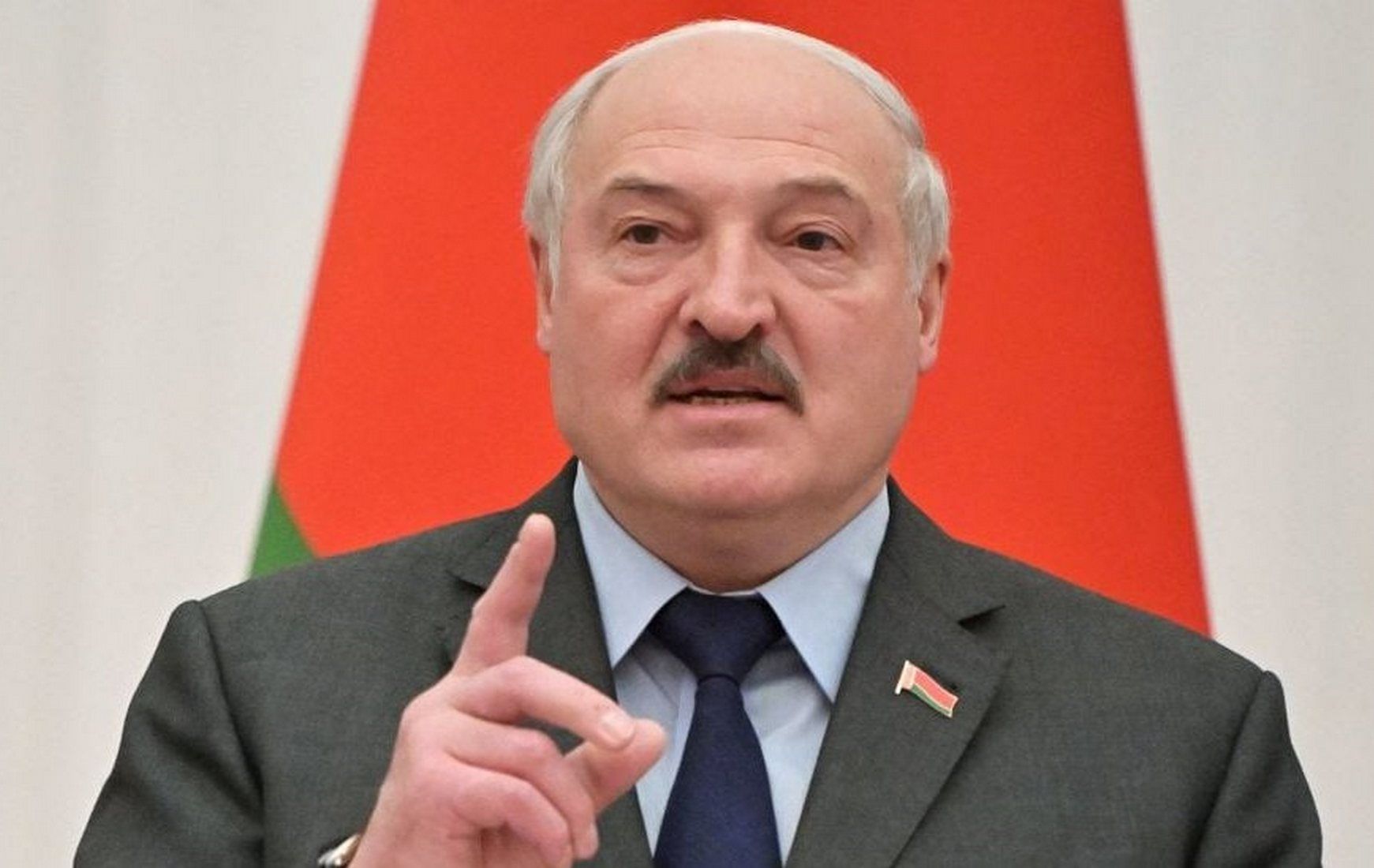 лукашенко увидел "ростки фашизма" в Украине лукашенко увидел "ростки фашизма" в Украине