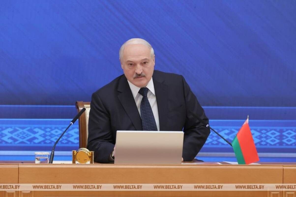 Лукашенко 1 вересня виступив зі своює пропогандою перед школярами та студентами