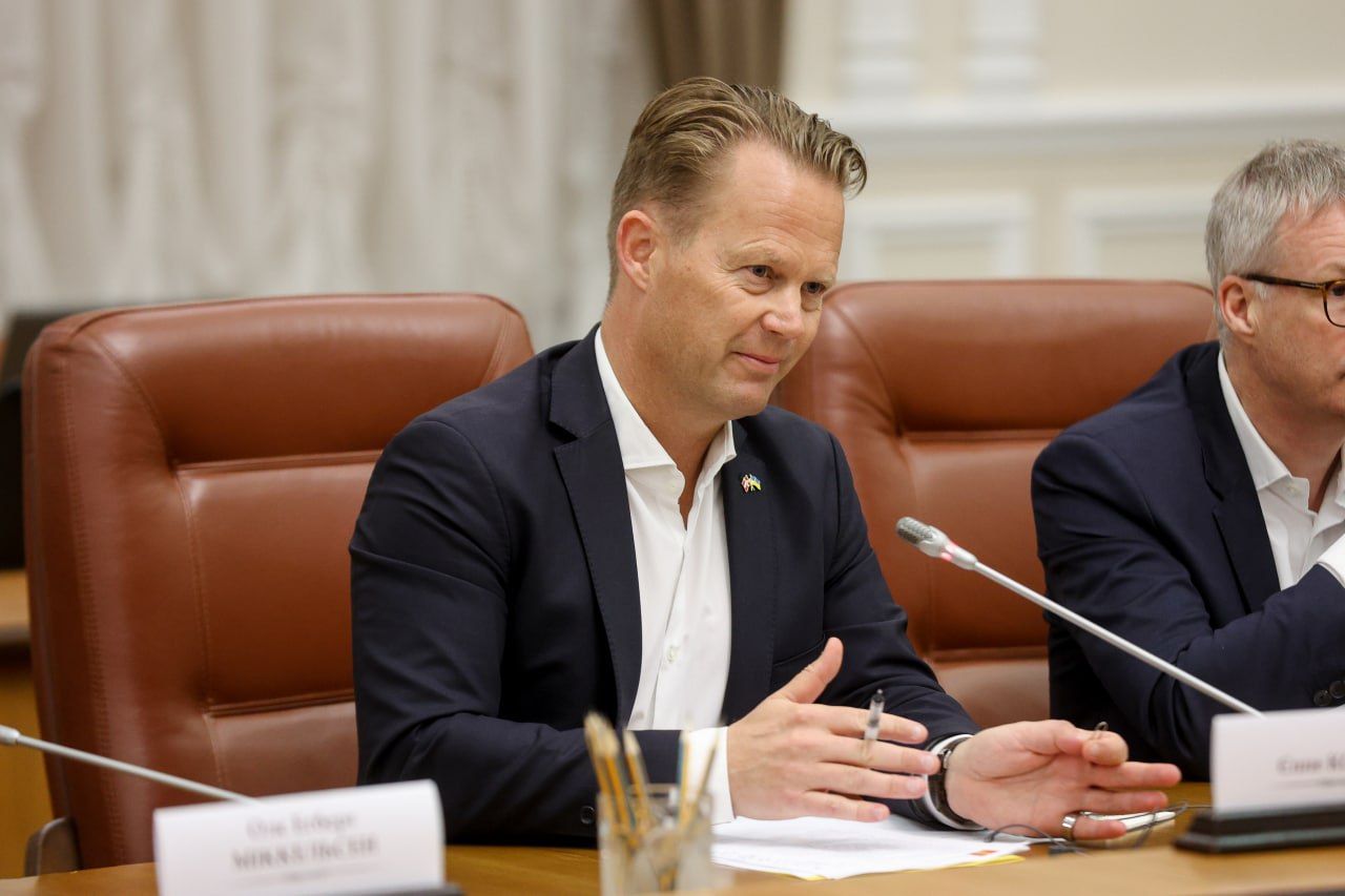 Министр иностранных дел Дании Еппе Кофод в Украине