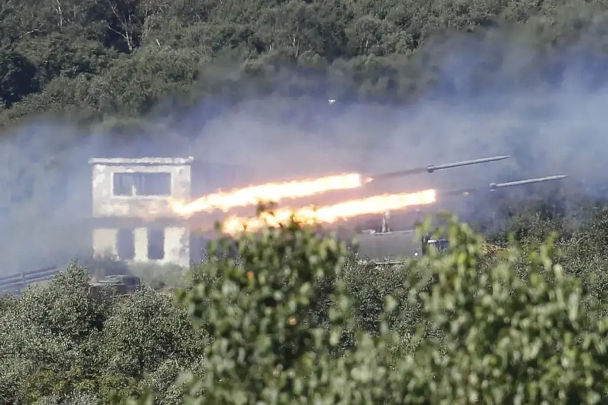 Росія скуповує зброю Росія скуповує зброю