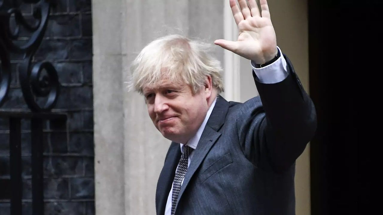 Джонсон передав владу Ліз Трасс - як він залишив резиденцію Джонсон передав владу Ліз Трасс - як він залишив резиденцію