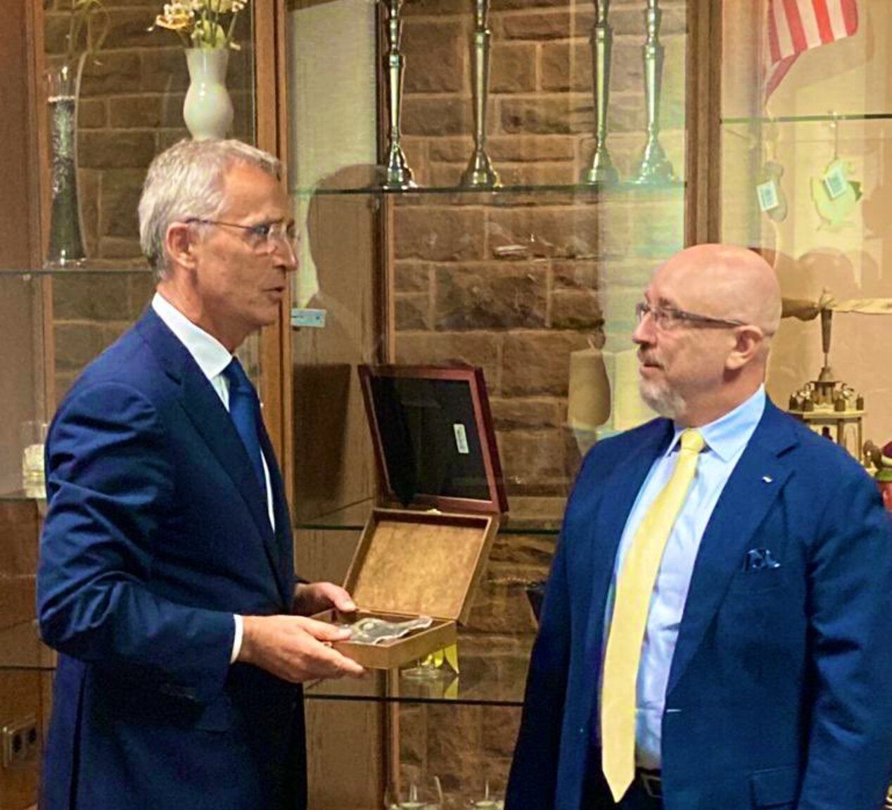 Резников встретился со Столтенбергом Резников встретился со Столтенбергом