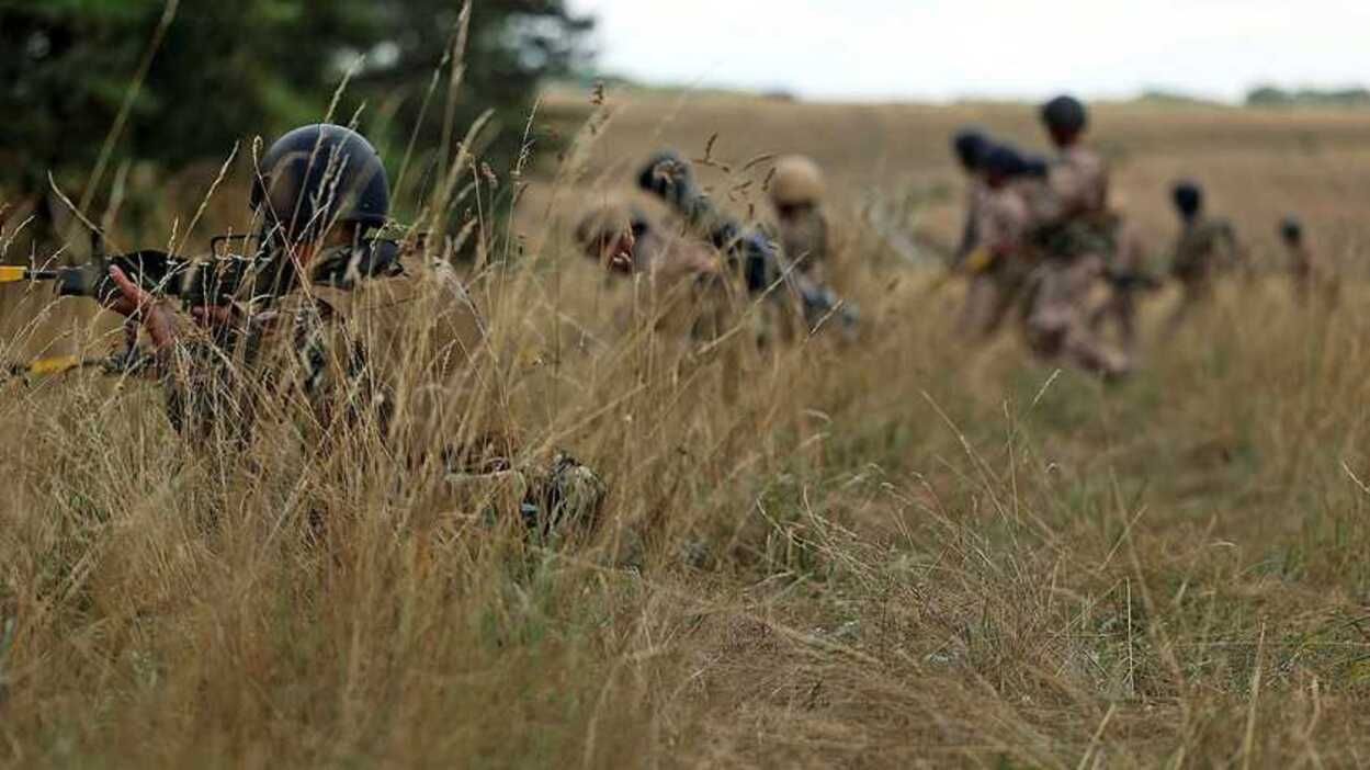 Контрнаступ ЗСУ - бійці ССО підірвали БТР у тилу ворога - потужне відео - 24 Канал