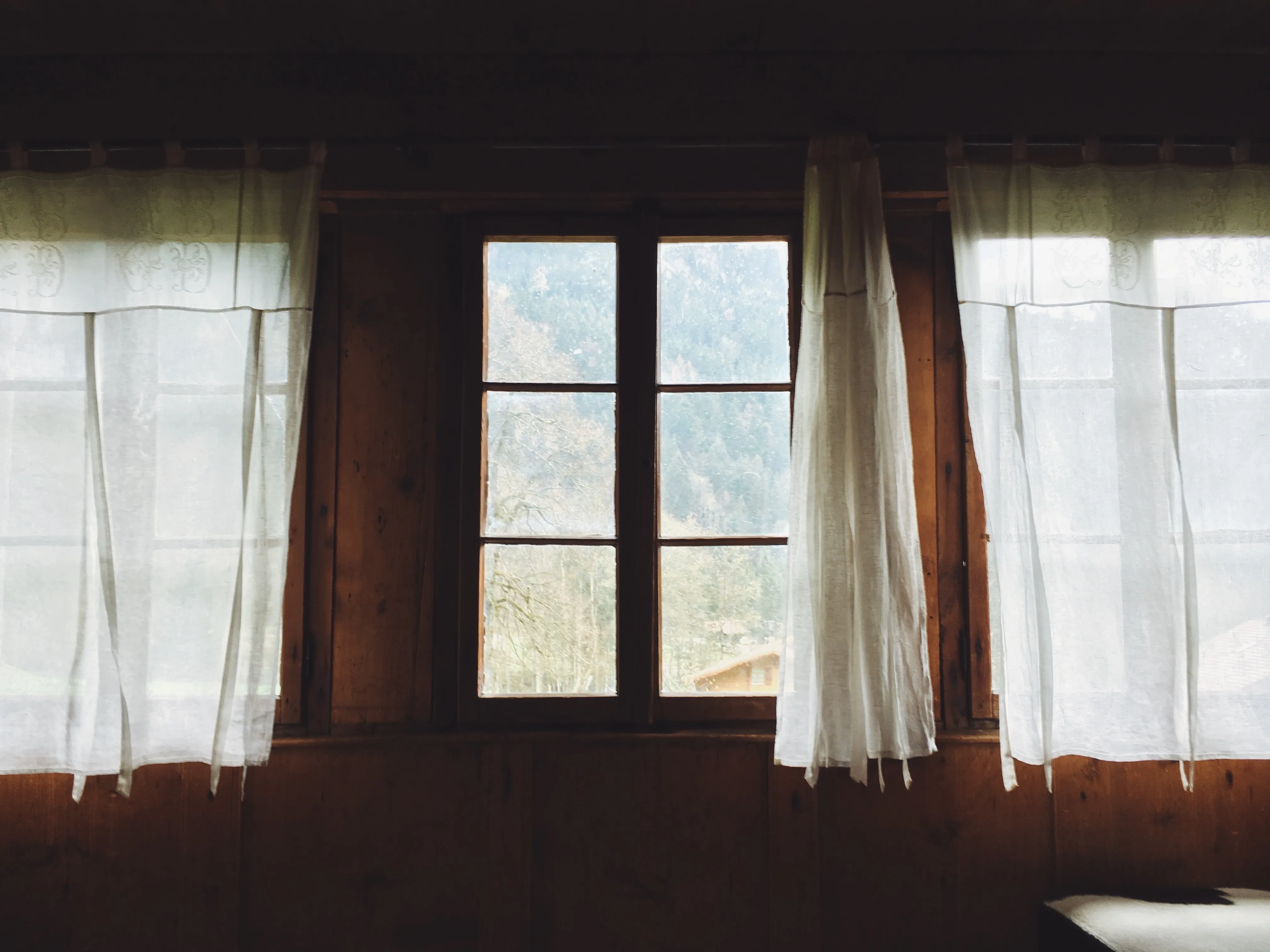 Найпростіші способи утеплення віконних рам 