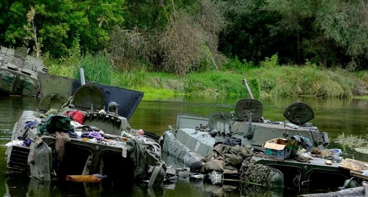 Росіяни тікають - як окупанти евакуюють свої родини з Півдня та Криму Росіяни тікають - як окупанти евакуюють свої родини з Півдня та Криму