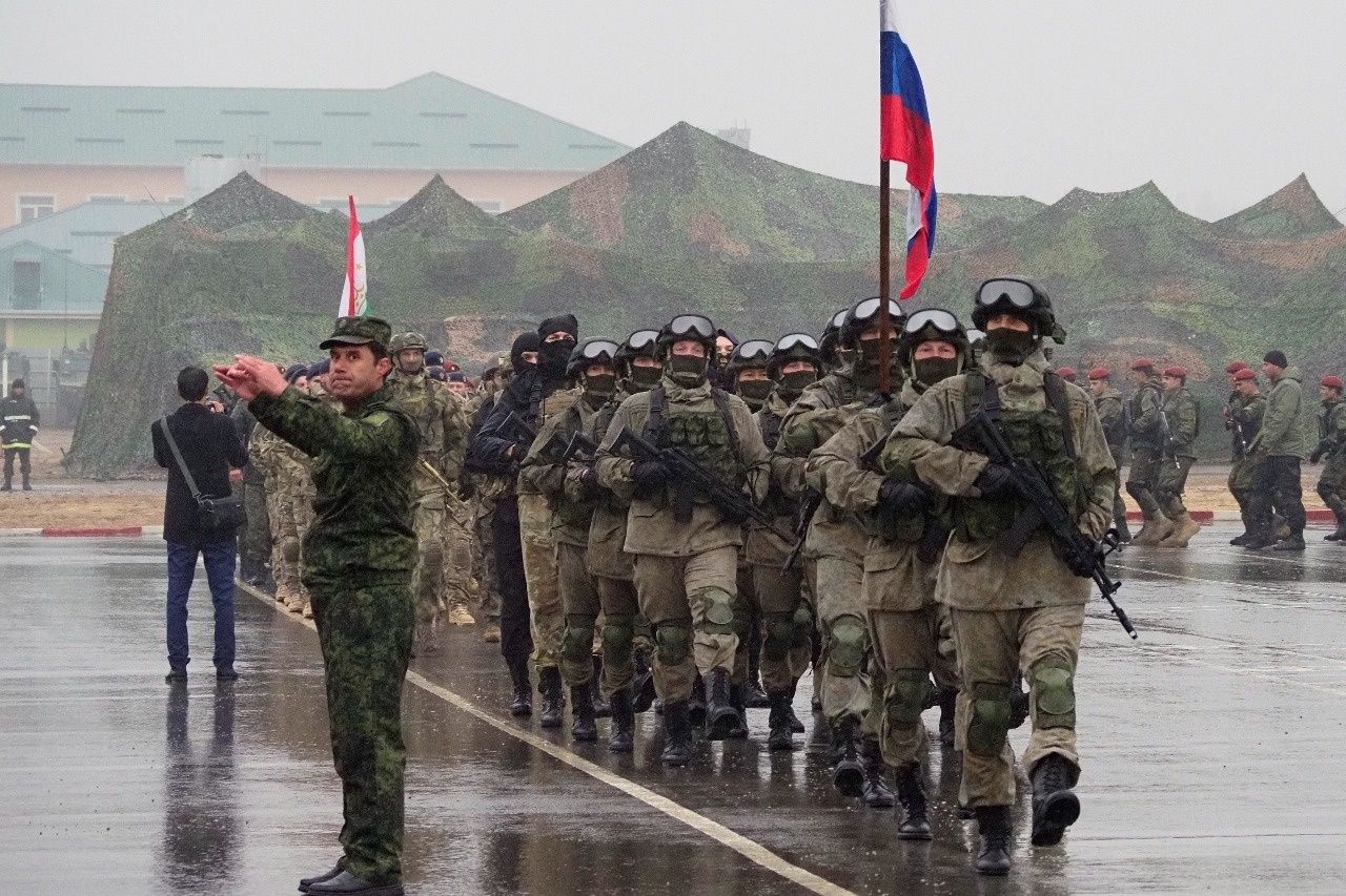 Армения и Азербайджан - ОДКБ не планирует направлять войска в Армению