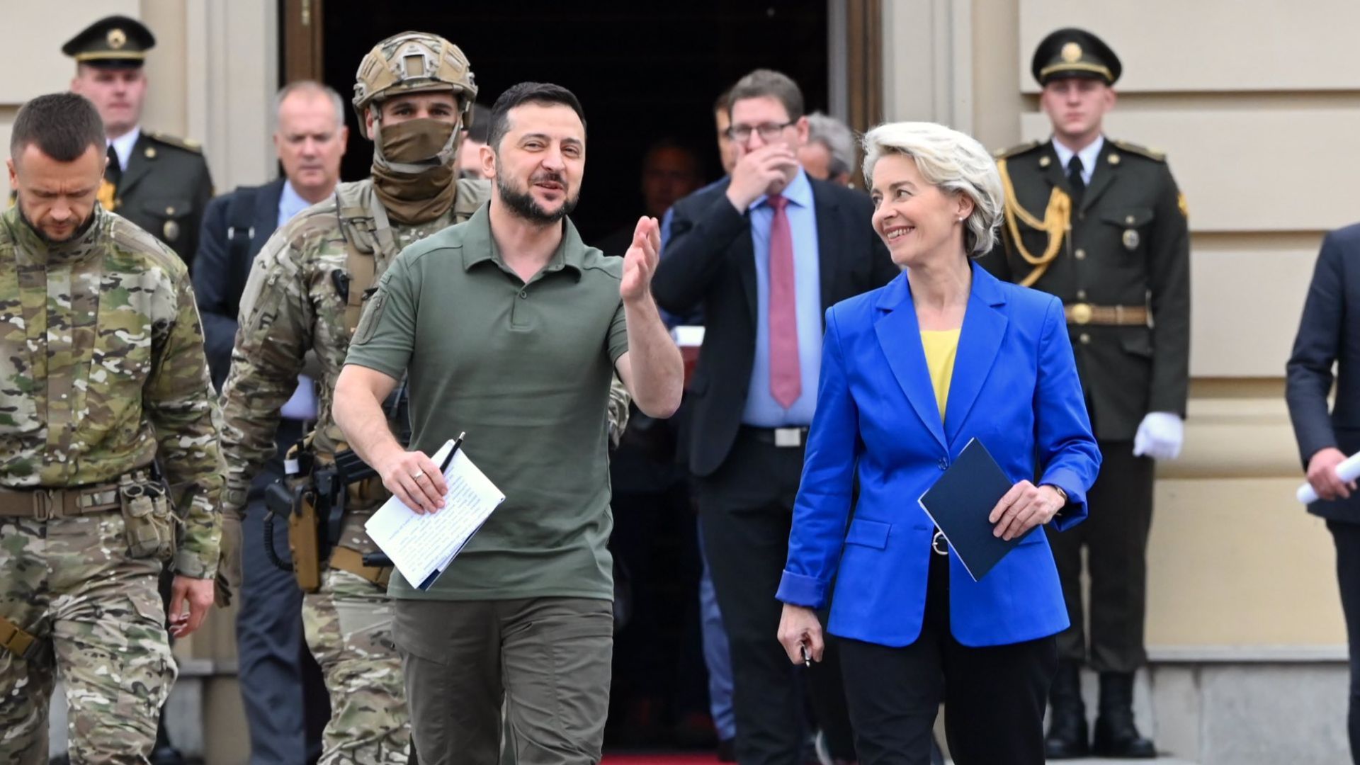 Фон дер Ляен и Зеленский в Киеве Фон дер Ляен и Зеленский в Киеве