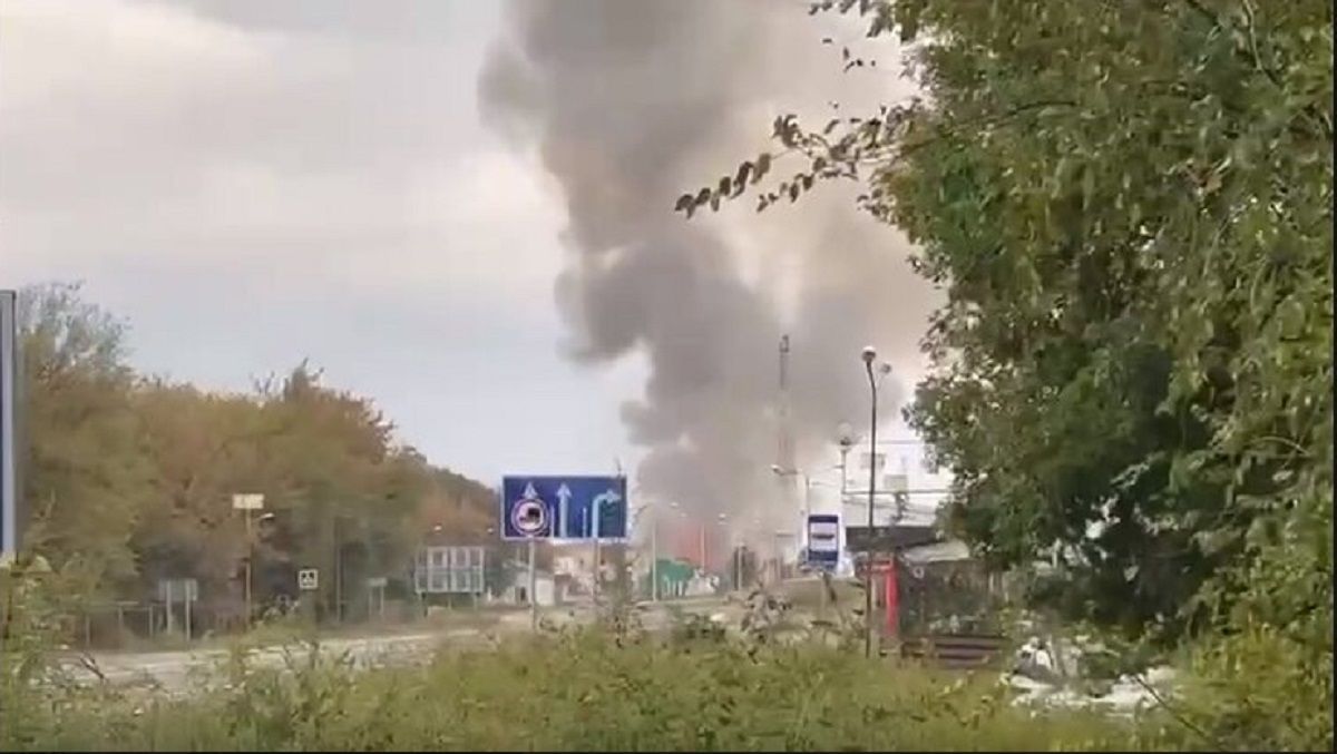 В российском пограничном снова пожар В российском пограничном снова пожар