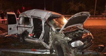 На трассе Киев – Чоп в Бродах в ДТП с военным автомобилем погибли три женщины и ребенок