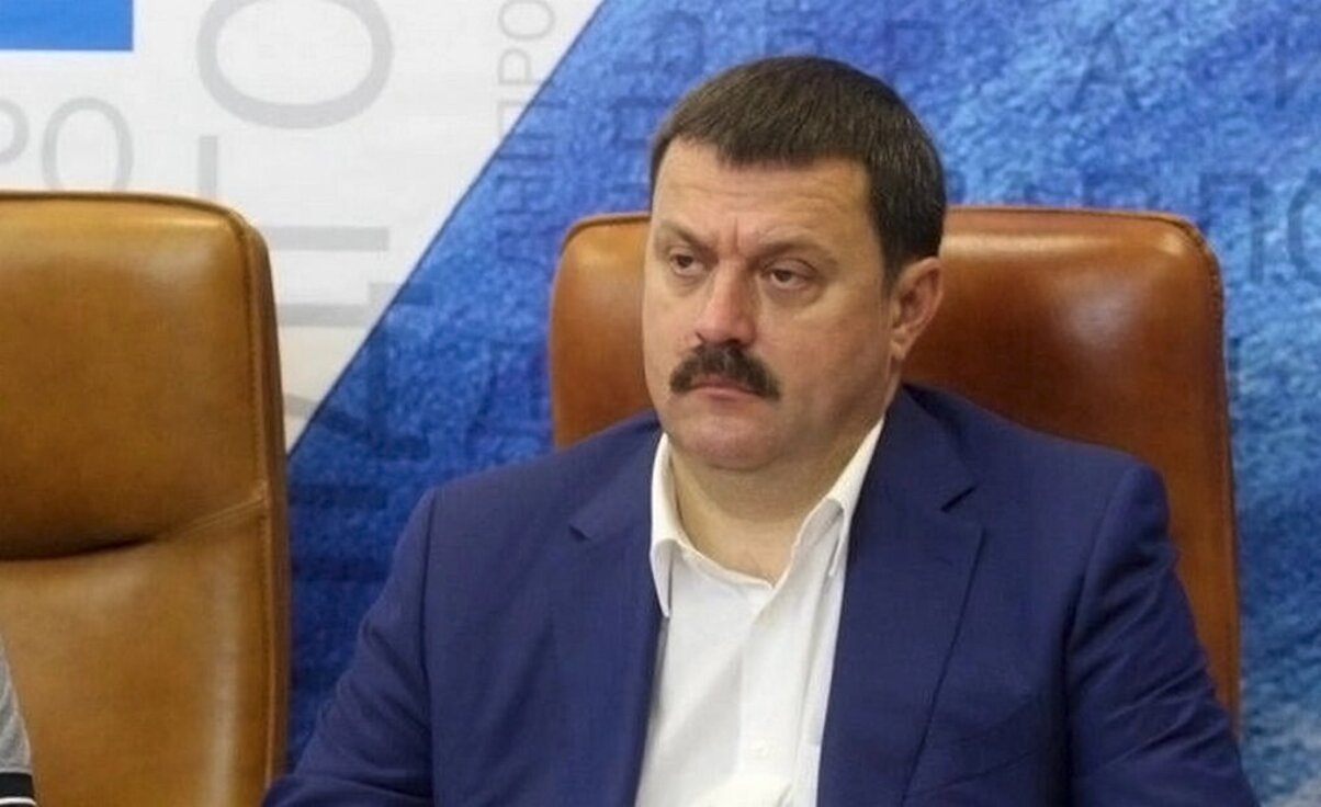 Деркачу повідомили про підозру в держзраді - нардепа оголосили в розшук