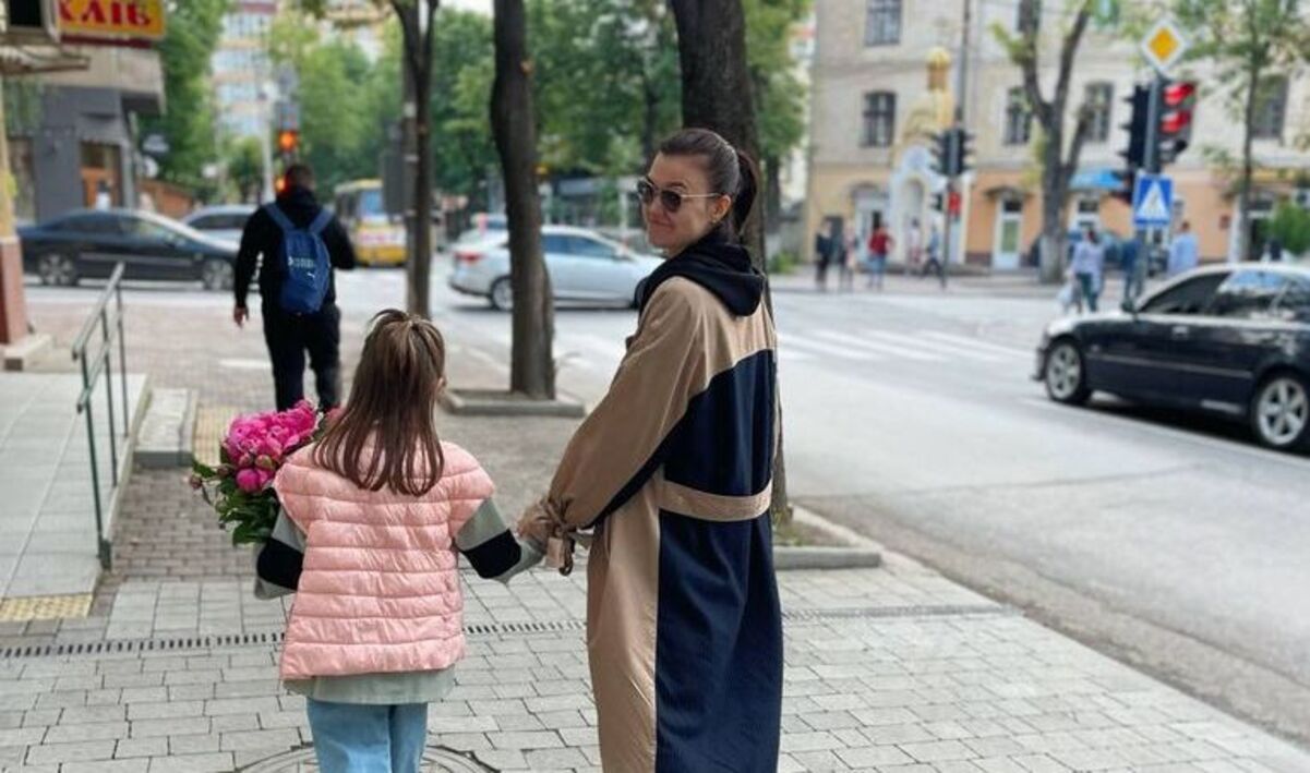 Неоціненна допомога: військовий ЗСУ дозволив жити у своїй квартирі сім'ї переселенців Неоціненна допомога: військовий ЗСУ дозволив жити у своїй квартирі сім'ї переселенців