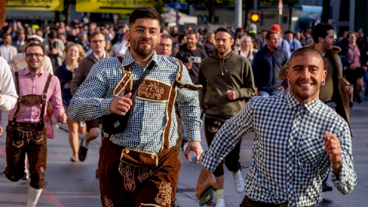 У Німеччині почався Октоберфест У Німеччині почався Октоберфест