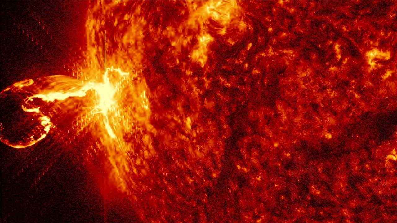 Корональный выброс массы на Солнце