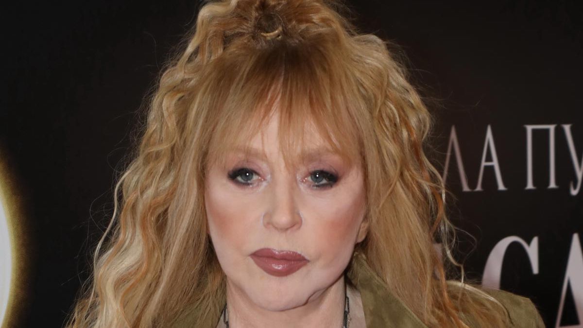 Пугачева попросила признать ее иноагентом – реакция россиян Пугачева попросила признать ее иноагентом – реакция россиян