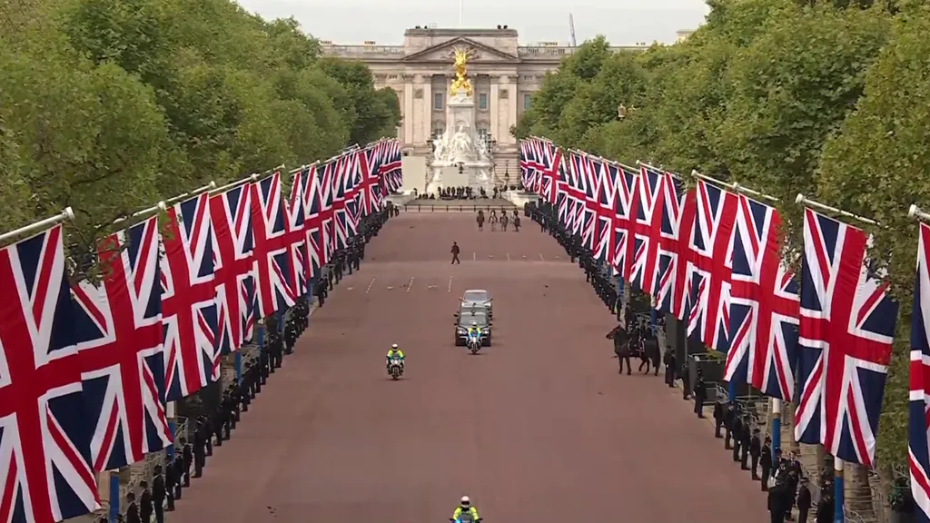 Елизавета II Елизавета II