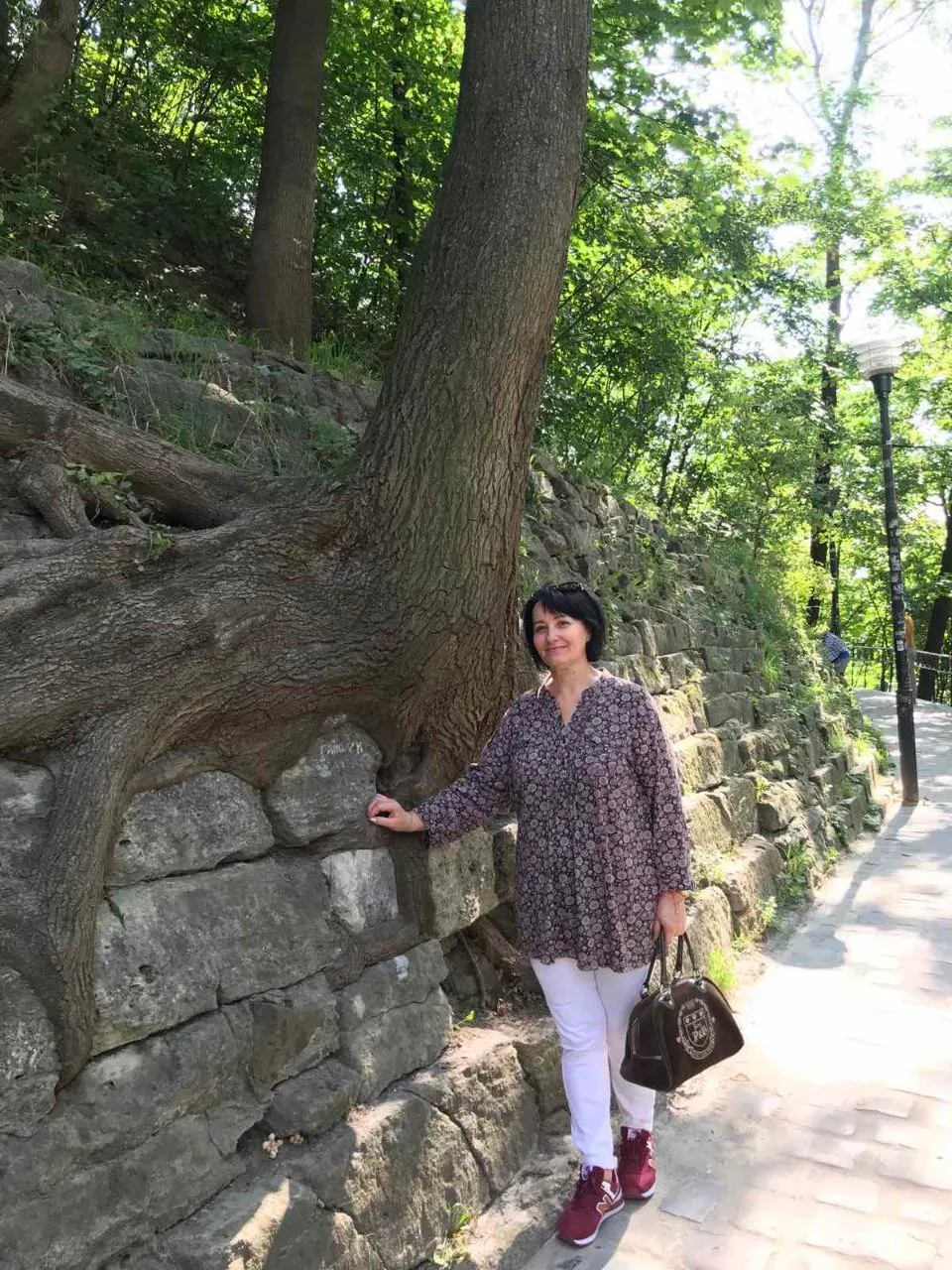 Валентина на прогулянці у Львові Валентина на прогулянці у Львові