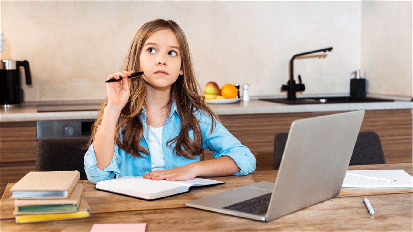 Навчання на Львівщині - школи можуть перевести на дистанційну форму Навчання на Львівщині - школи можуть перевести на дистанційну форму