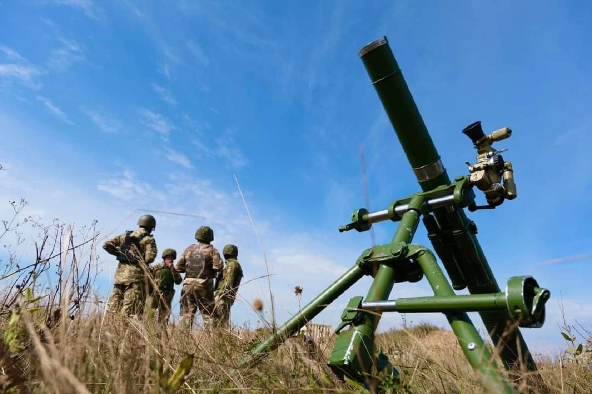 Наші воїни дають відсіч ворогу Наші воїни дають відсіч ворогу