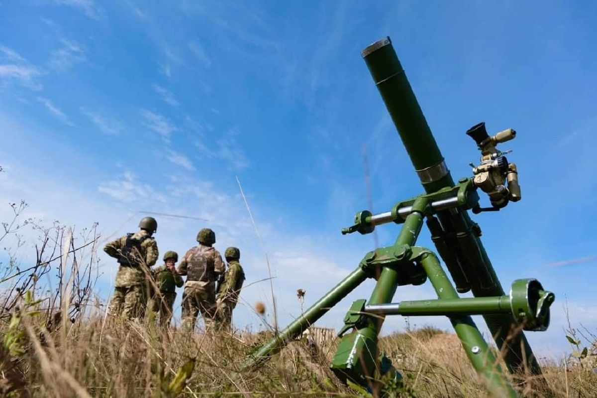 Наші воїни дають відсіч ворогу