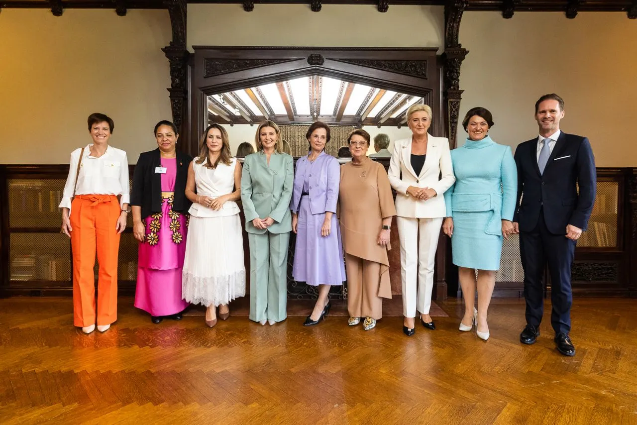 Елена Зеленская Елена Зеленская