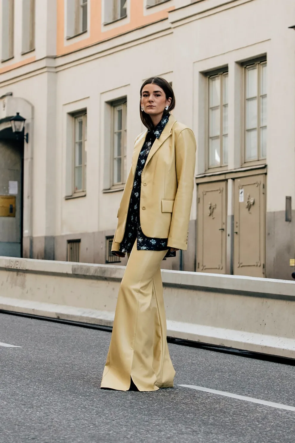 Трендові штани осені Трендові штани осені