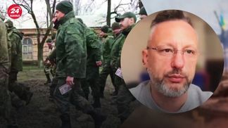 "База наповнена": кого у Маріуполі росіяни примусово мобілізовуватимуть насамперед "База наповнена": кого у Маріуполі росіяни примусово мобілізовуватимуть насамперед
