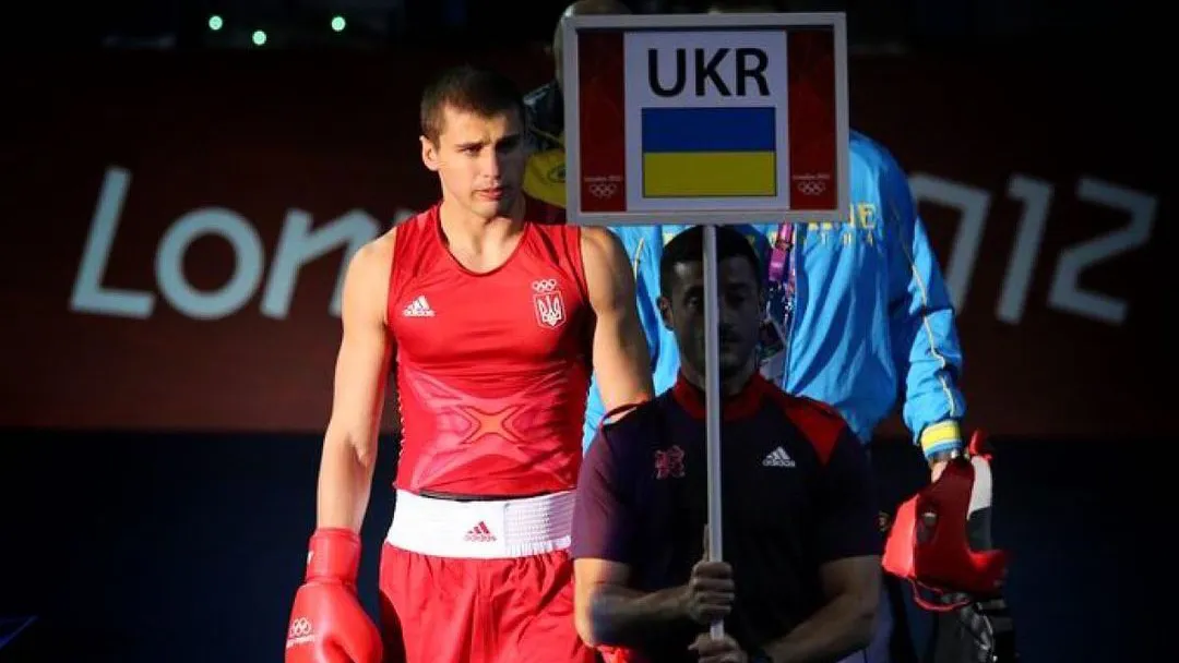 Александр Гвоздик с командой Канело Александр Гвоздик с командой Канело