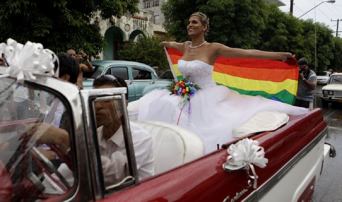 На Кубе легализовали однополые браки