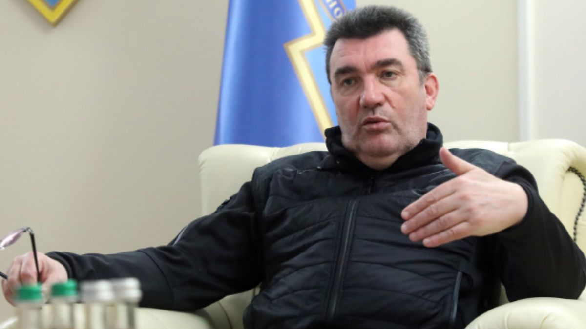 Данилов подчеркнул, что будет ответ, если Россия "присоединит" территории Данилов подчеркнул, что будет ответ, если Россия "присоединит" территории