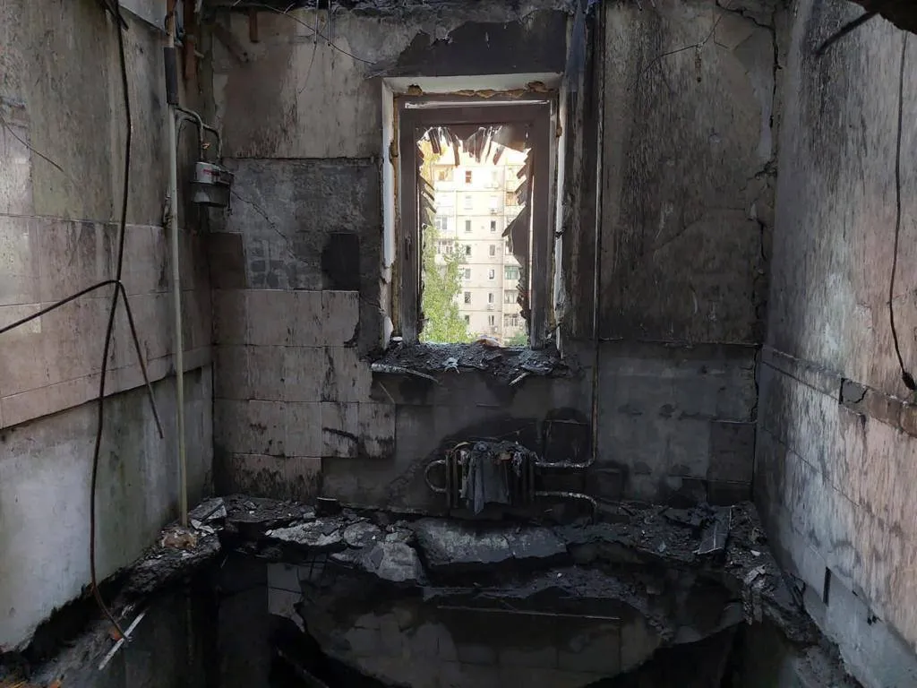 Наслідки обстрілу Миколаєва Наслідки обстрілу Миколаєва