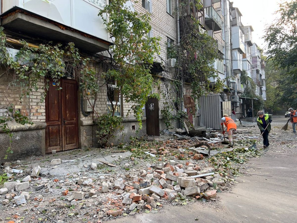 В Николаеве под завалами после ночного прилета нашли погибшую В Николаеве под завалами после ночного прилета нашли погибшую