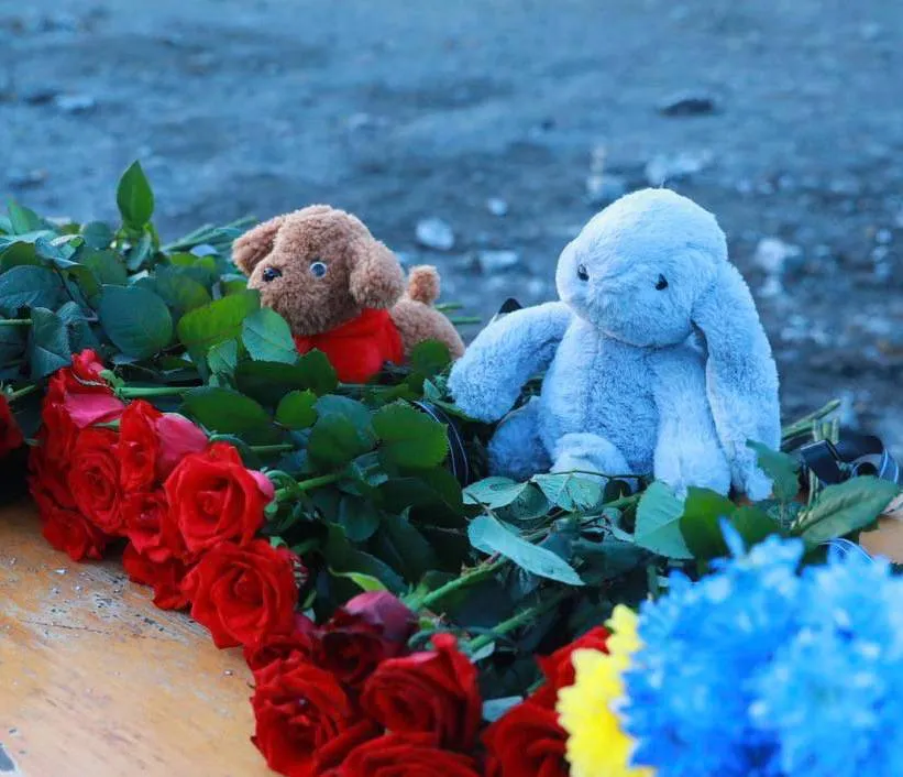 У Запоріжжі вшанували день пам'яті жертв розстріляних у гуманітарній колоні