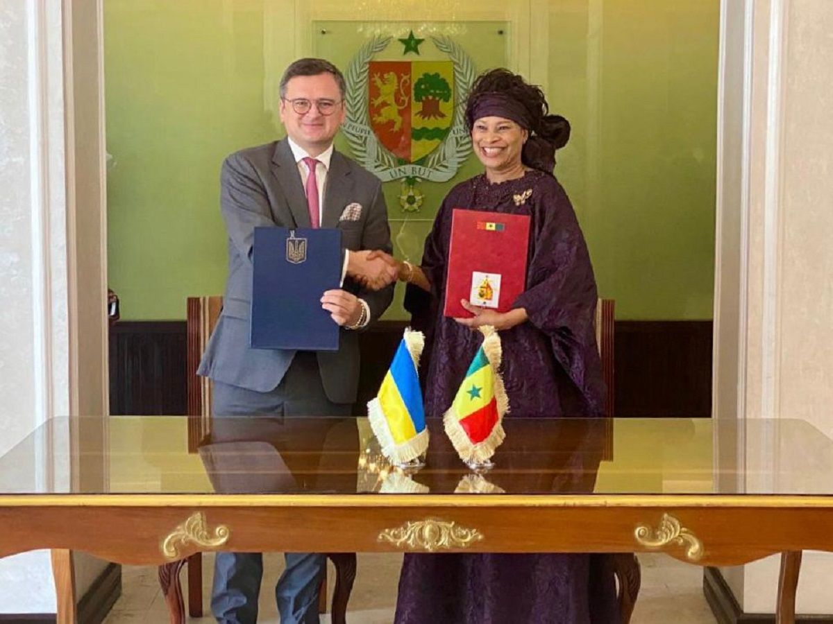 Кулеба поїхав у історичне африканське турне Кулеба поїхав у історичне африканське турне