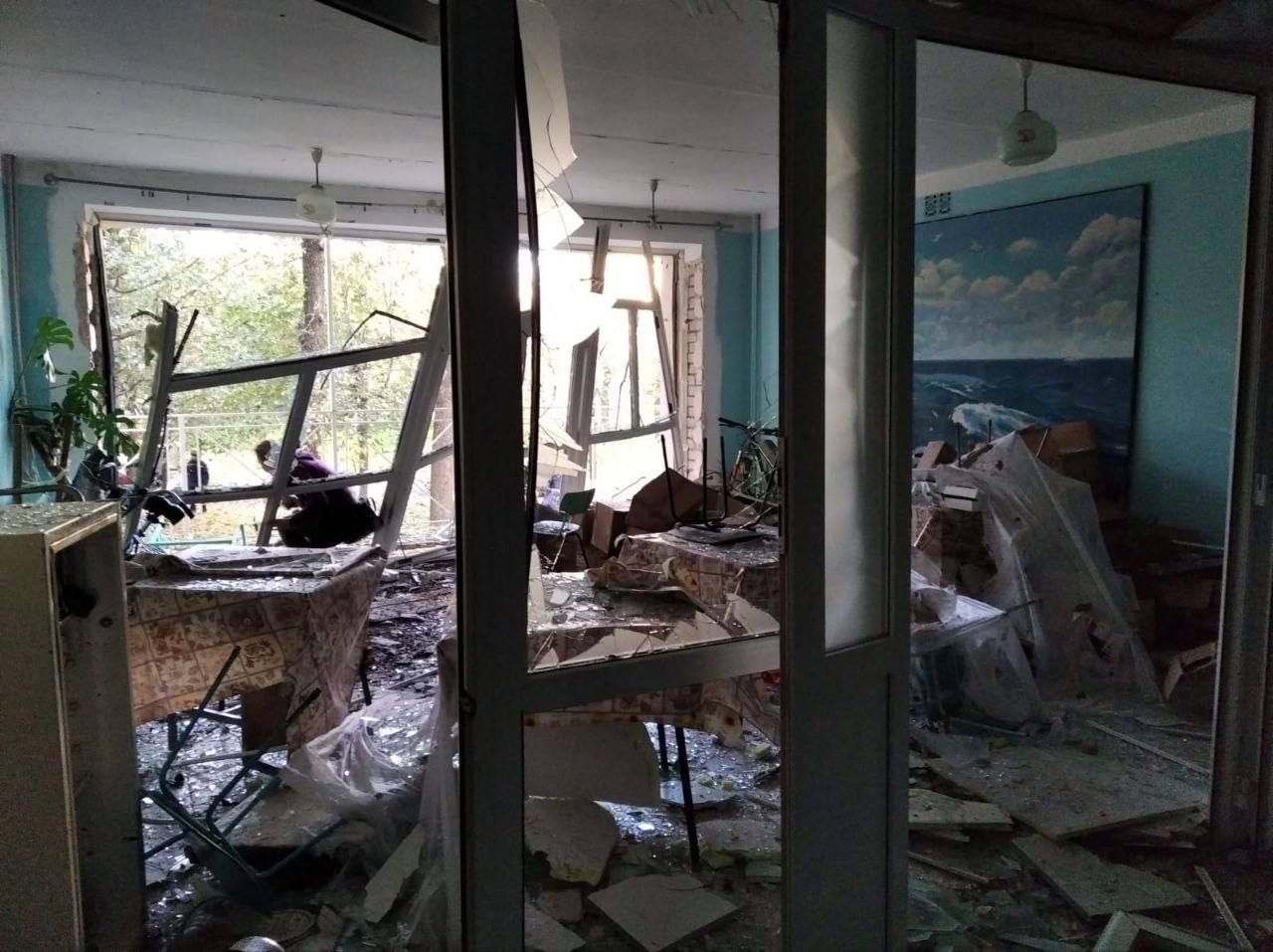 Россияне обстреляли больницу в Купянском районе