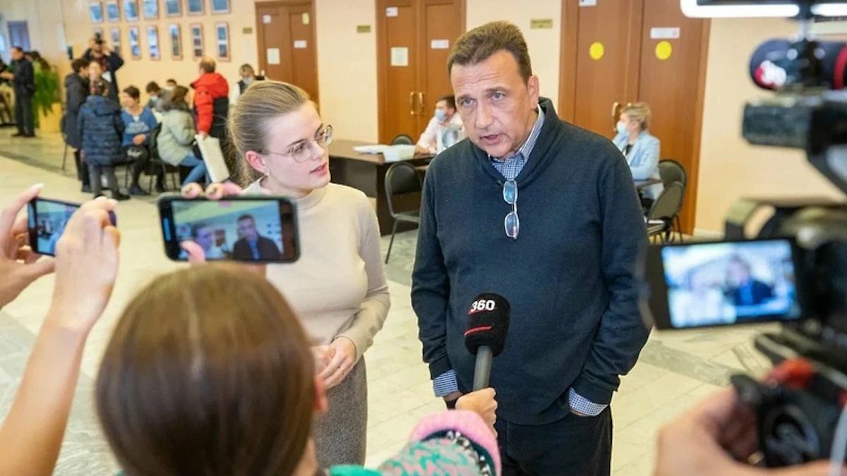 Хто такий путінський пропагандист Арно Девеле Хто такий путінський пропагандист Арно Девеле