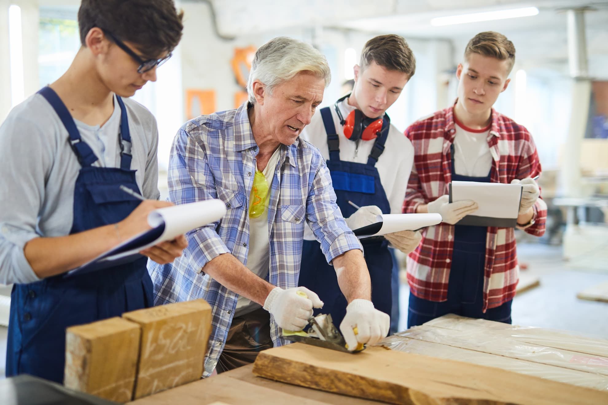 Звільнення від мобілізації учнів та викладачів профосвіти Звільнення від мобілізації учнів та викладачів профосвіти